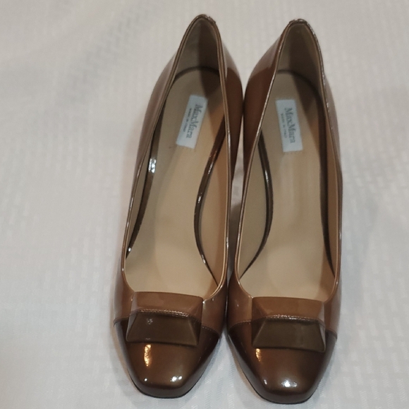 MaxMara Brown High-Heeled Pumps with a shiny Finish - Picture 15 of 16